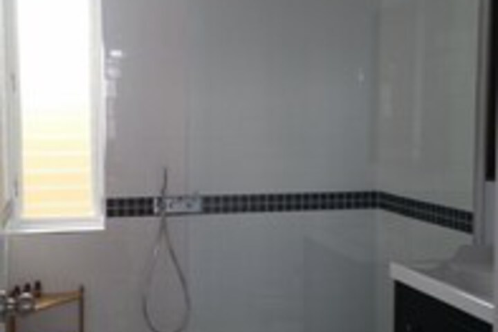 Room 76 of 114