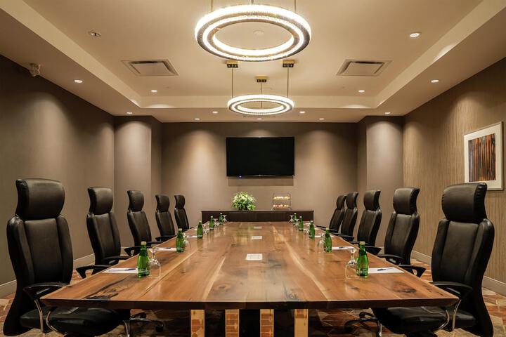 Meeting facility