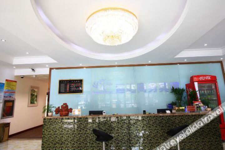 Hotel Interior 9 of 33
