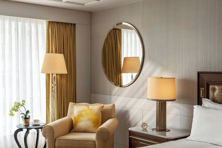 Room 46 of 144