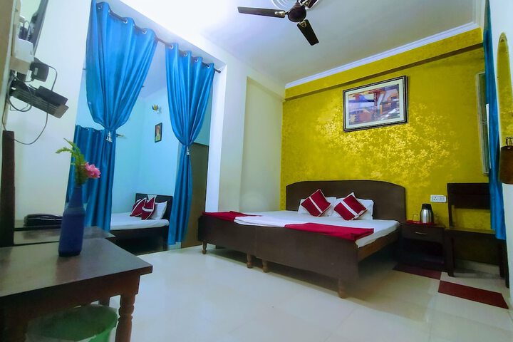 Room 12 of 31