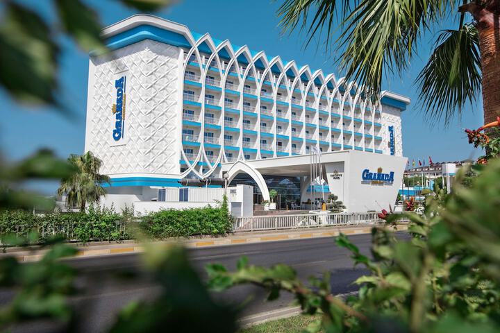 Hotel 153 of 160