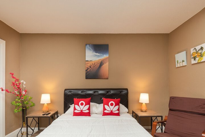 Room 8 of 43
