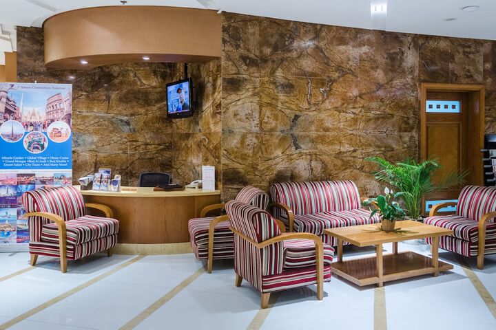 Entrance & Lobby