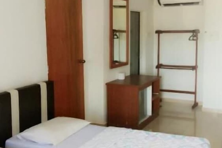 Room 8 of 57