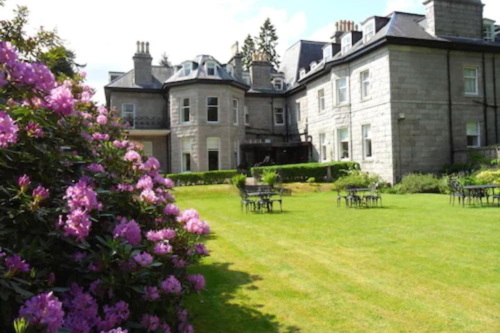 Tor Na Coille Hotel & Restaurant