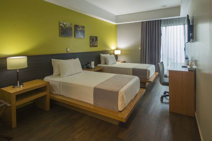 Room 6 of 48