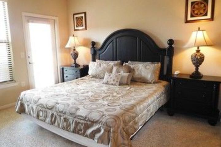 Room 12 of 23