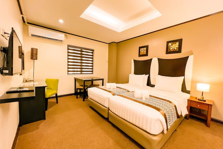 Room 16 of 49