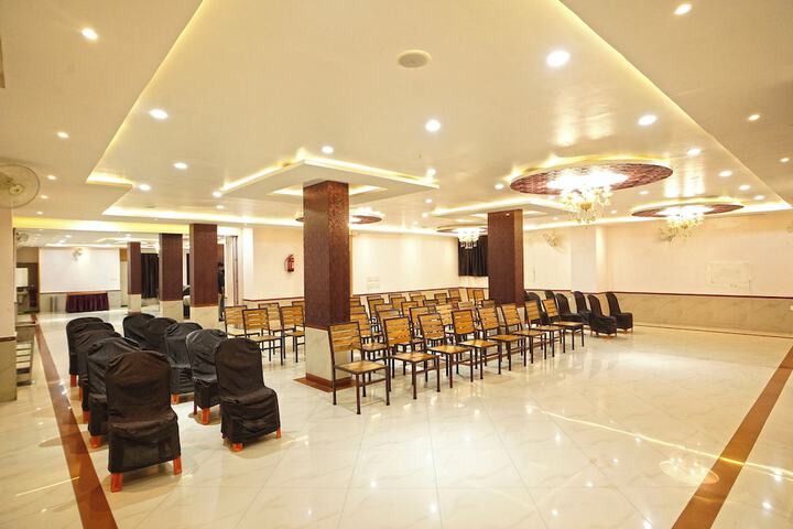 Ballroom/Hall 66 of 75
