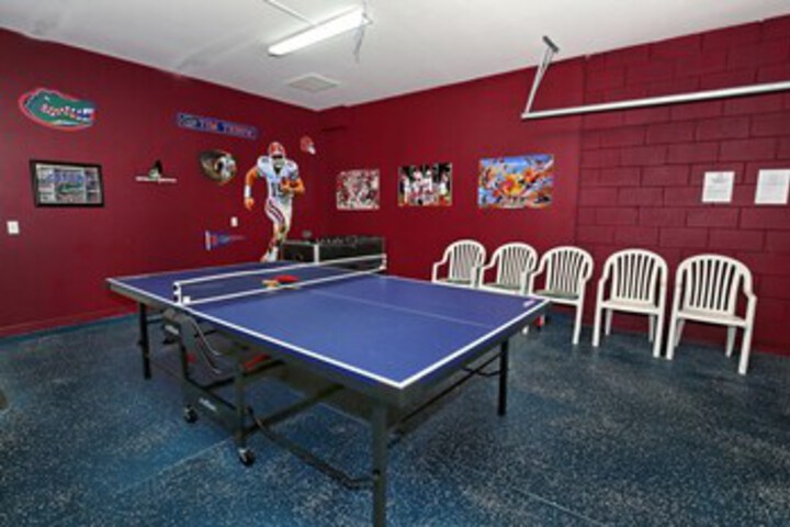 Room 10 of 46