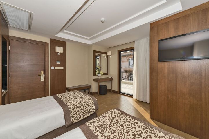 Room 21 of 60