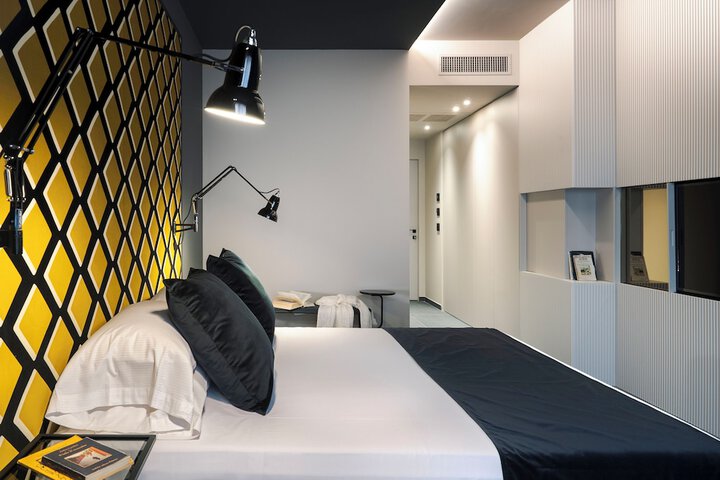 Room 71 of 112