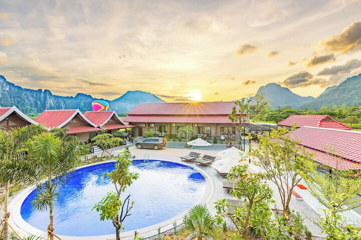 Exterior of Paradise Mountain View Resort