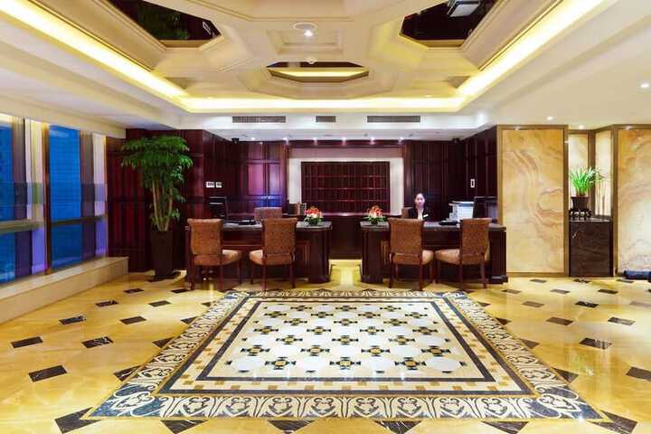 Hotel Lobby