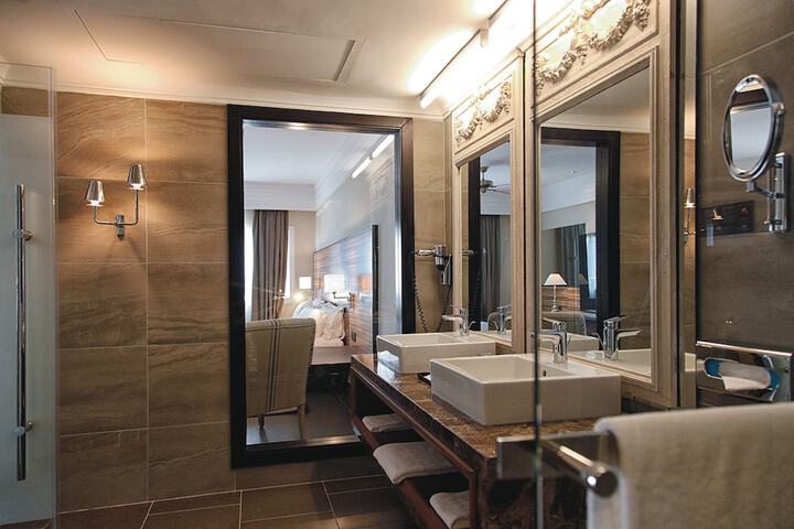 Bathroom Interior Photo