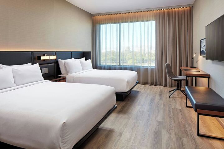 Room 3 of 3