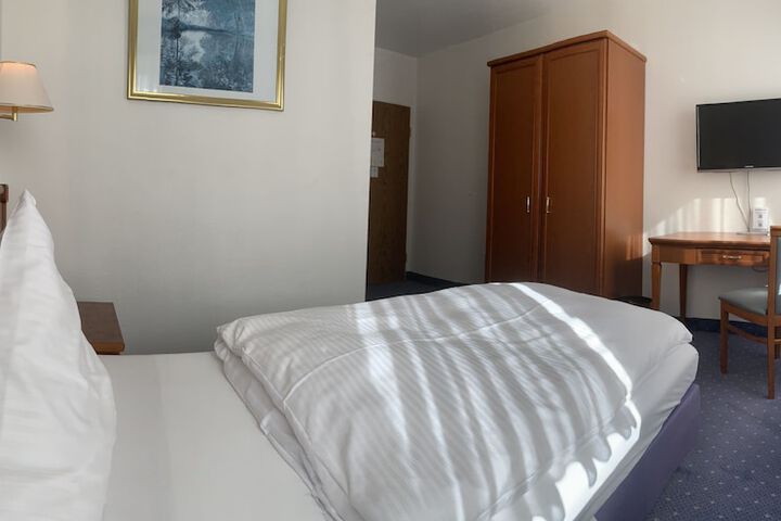 Room 13 of 58