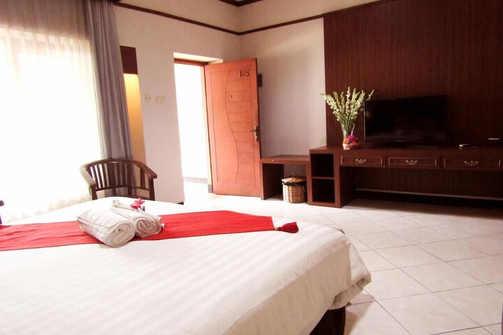 Room 9 of 31