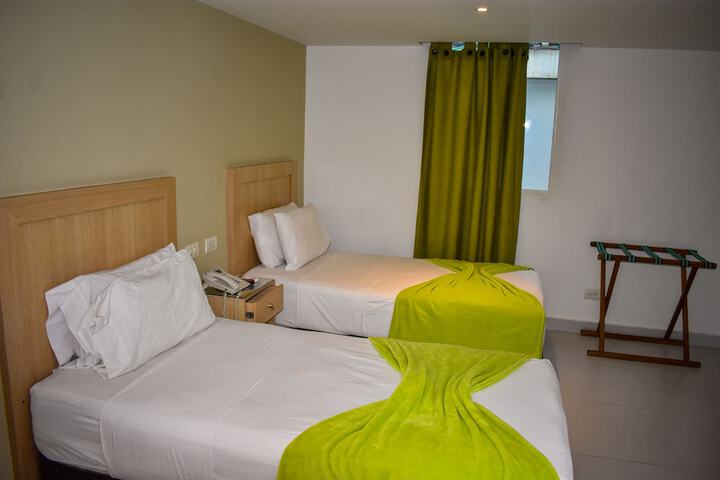 Room 42 of 66