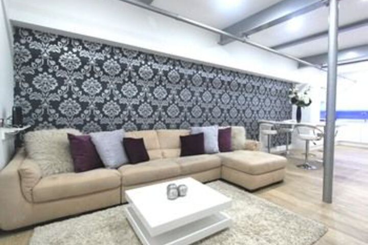 Room 14 of 23