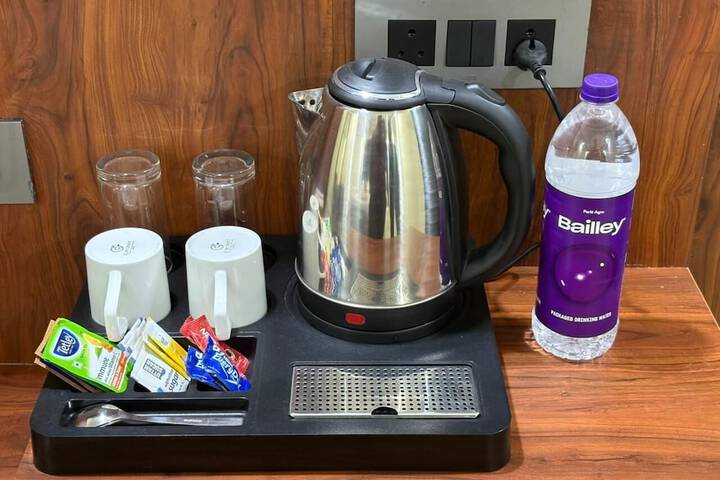 Breakfast/Coffee Service 19 of 53
