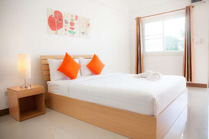 Room 12 of 49