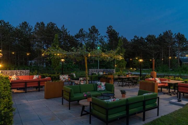 Terrace/Patio 7 of 36