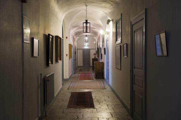 Ballroom/Hall 35 of 62