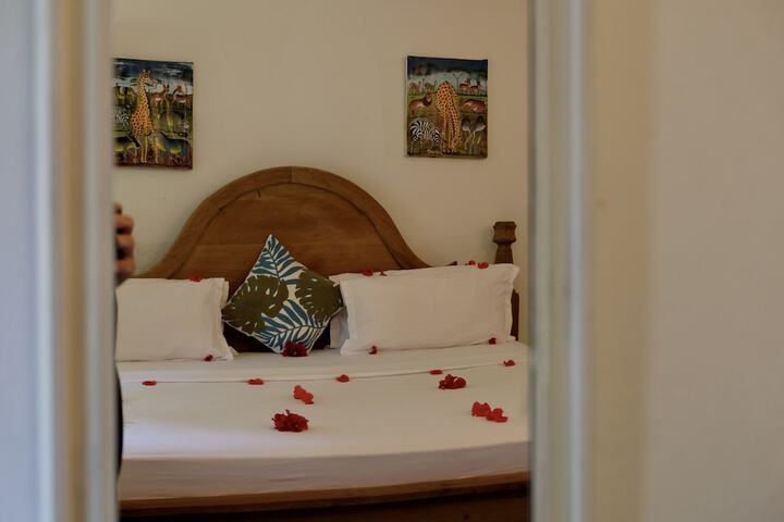 Room 14 of 150