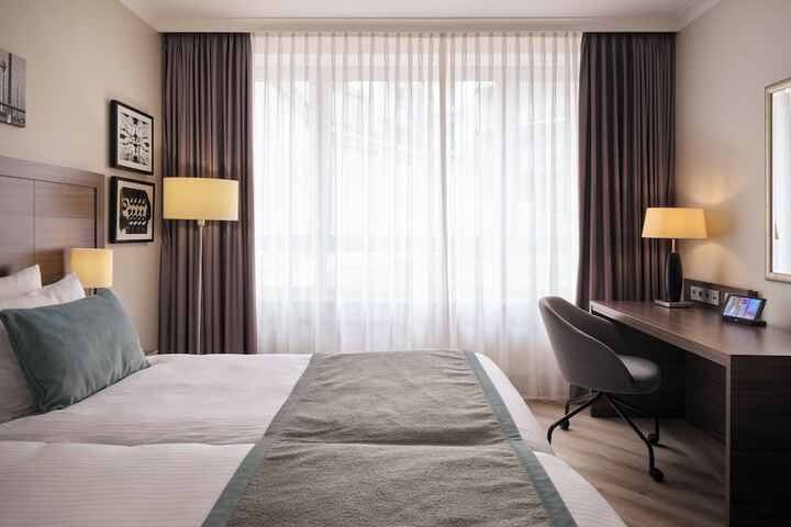 Room 19 of 60