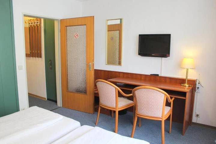 Room 14 of 44