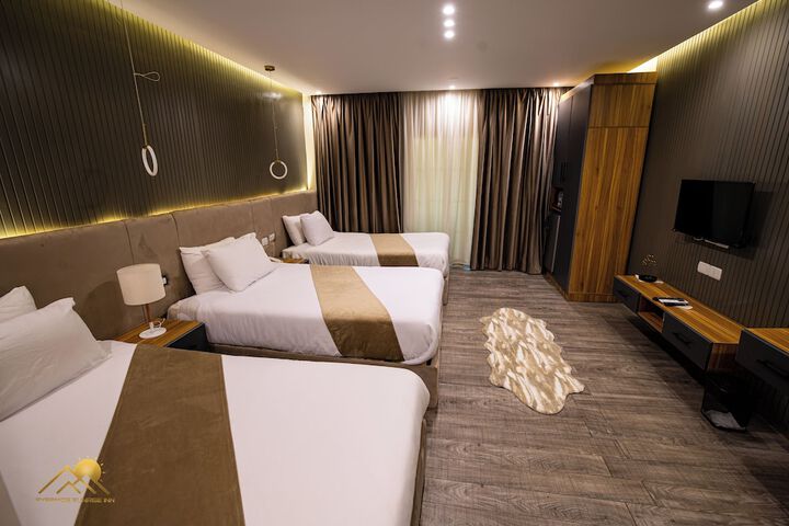 Room 16 of 183