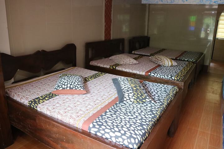Room 6 of 39