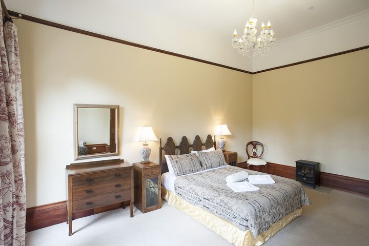Room 21 of 39