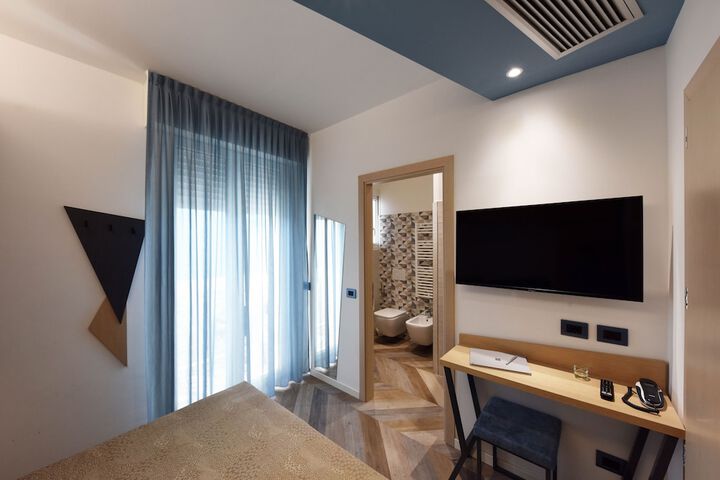 Room 18 of 70