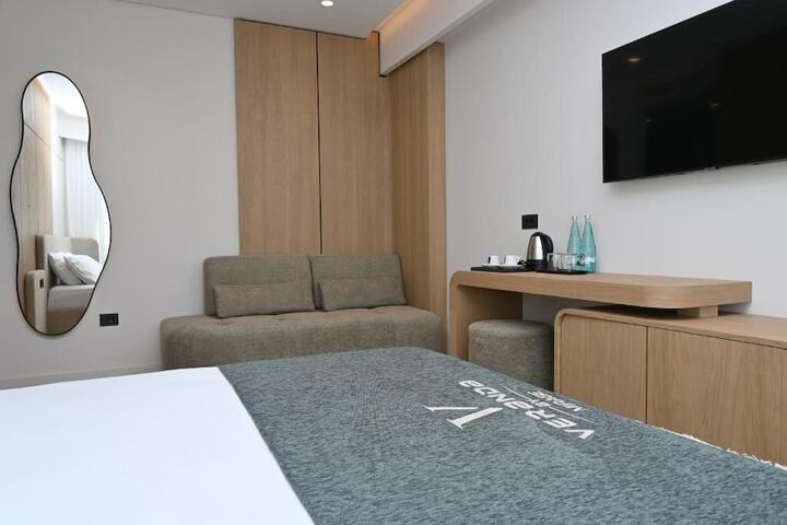 Room 16 of 67