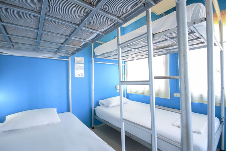Room 14 of 47