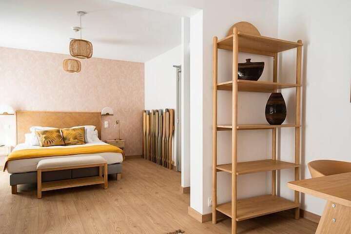 Room 5 of 51