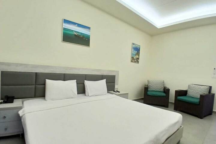 Room 18 of 52