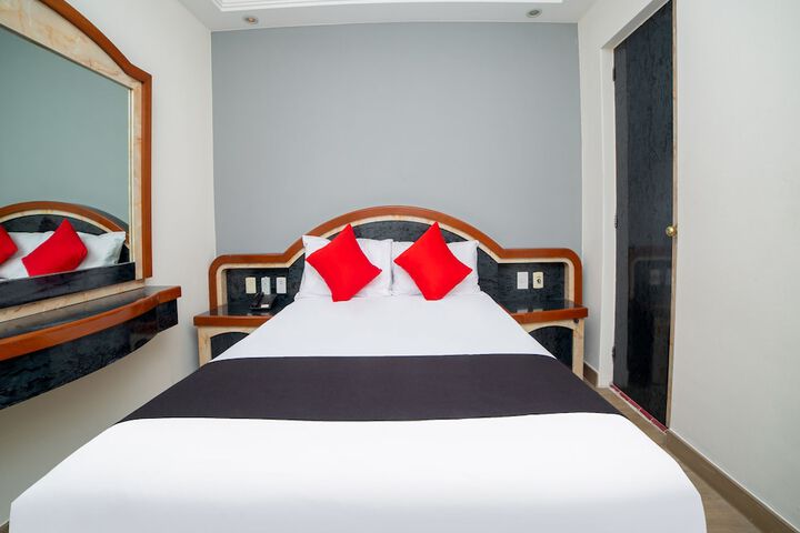 Room 14 of 34