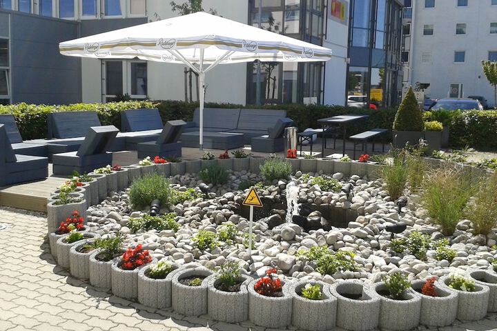 Terrace/Patio 38 of 56