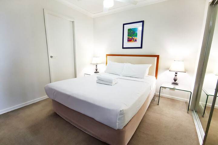 Room 3 of 72