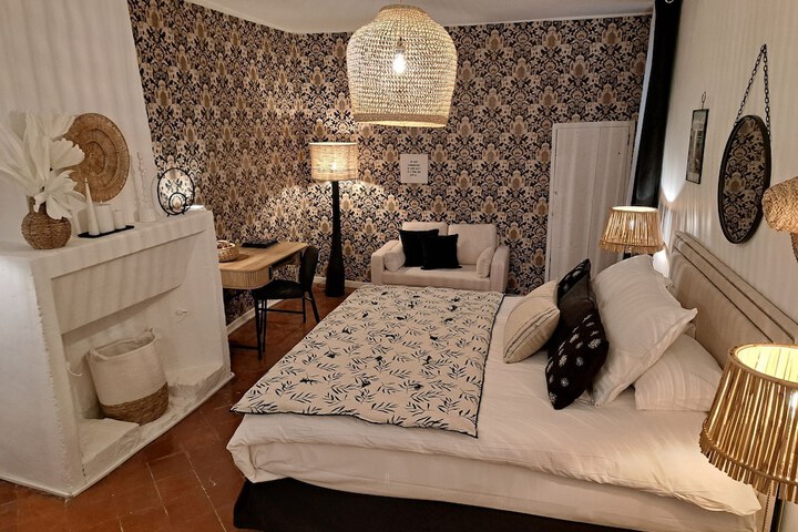 Room 26 of 72