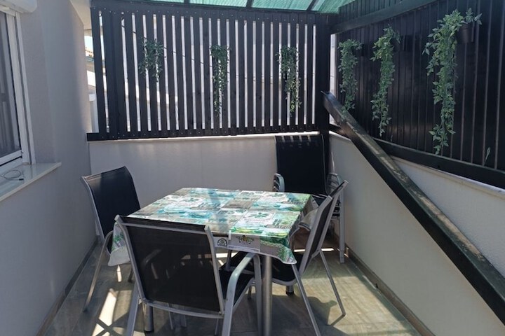 Terrace/Patio 8 of 15