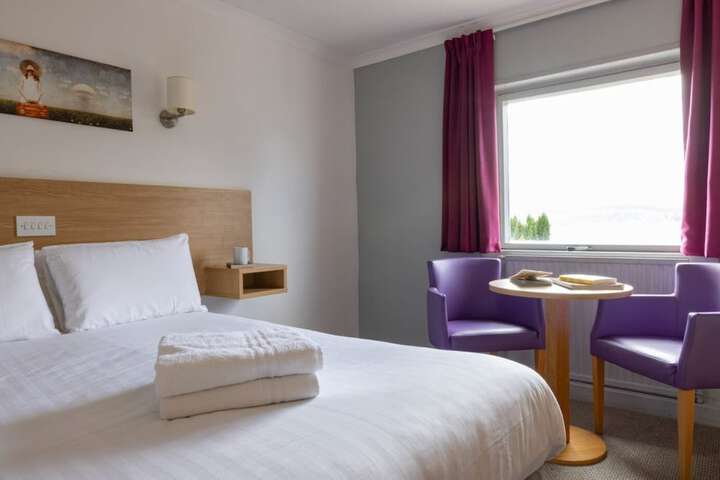 Room 2 of 26