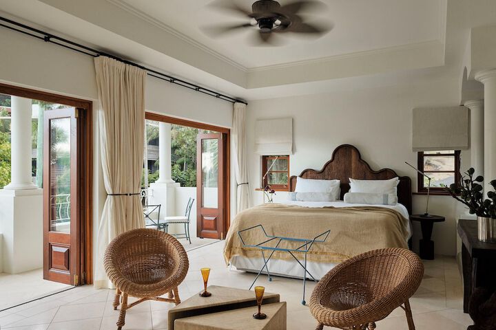 Room 32 of 80