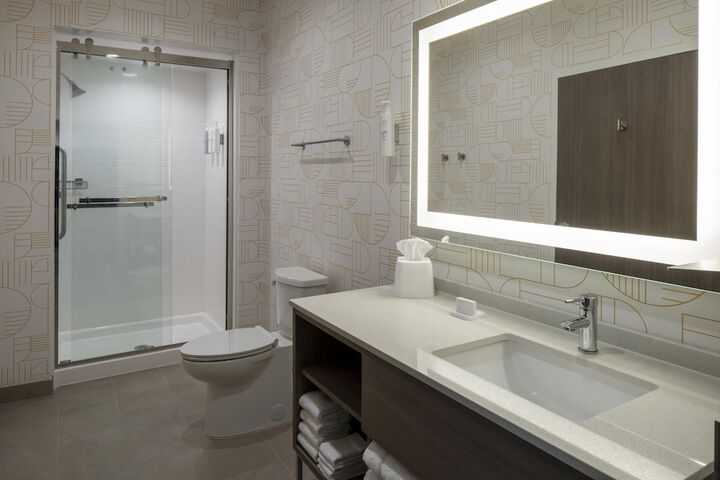 Bathroom shower