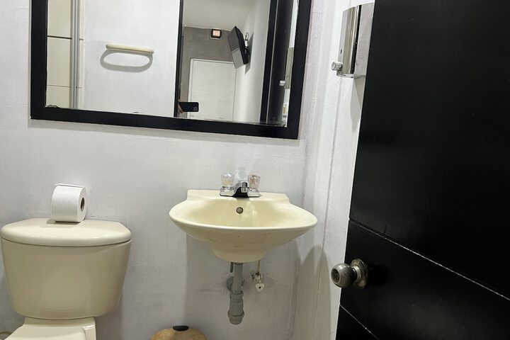 Room 42 of 59