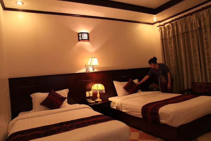 Room 7 of 25